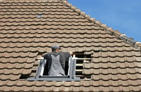 Pose de velux - La Rabatelière